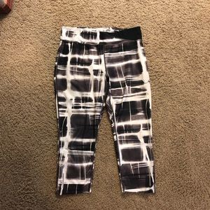 Nike Black and White Capri Leggings
